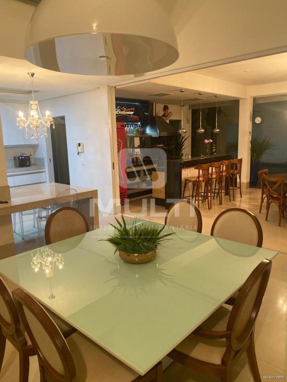 Casa, 4 quartos, 300 m² - Foto 19