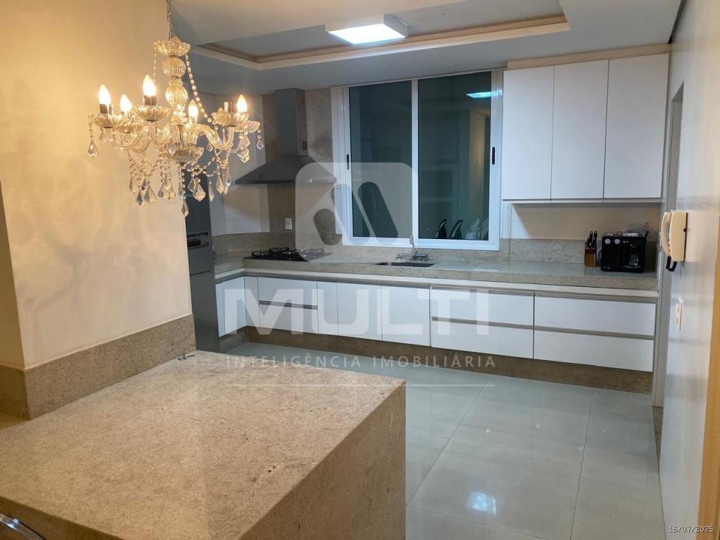 Casa, 4 quartos, 300 m² - Foto 23