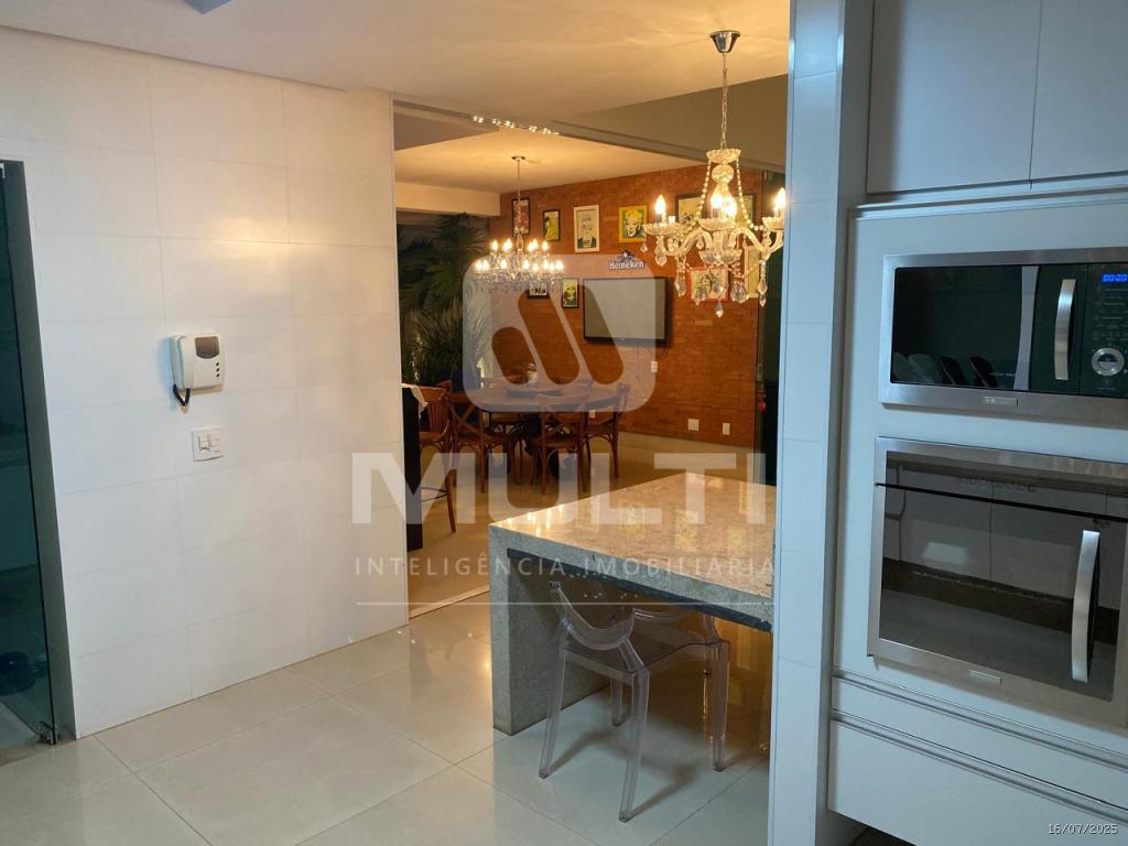 Casa, 4 quartos, 300 m² - Foto 25