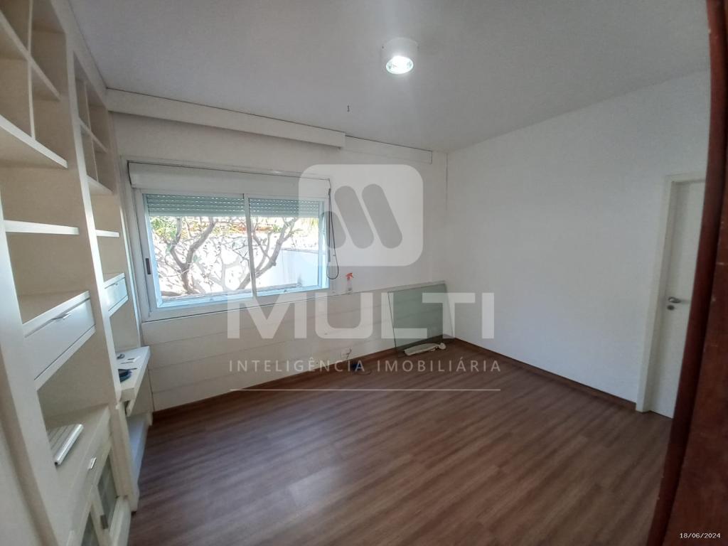 Casa à venda com 4 quartos, 500m² - Foto 5