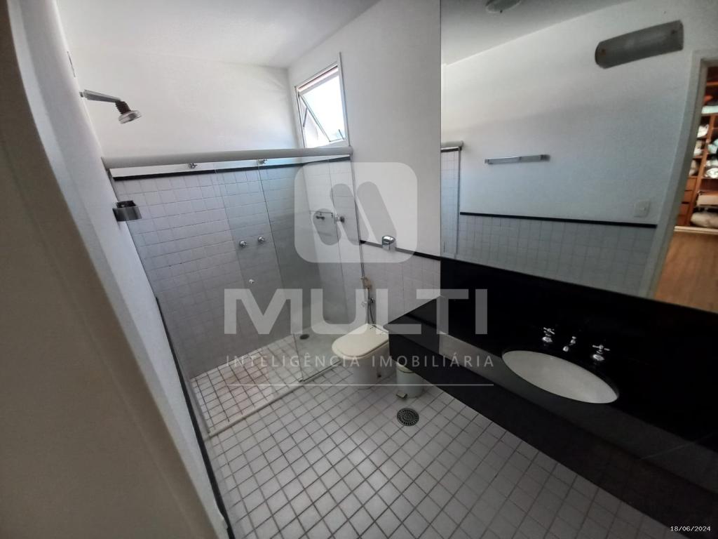 Casa à venda com 4 quartos, 500m² - Foto 13