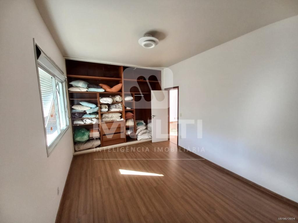 Casa à venda com 4 quartos, 500m² - Foto 18