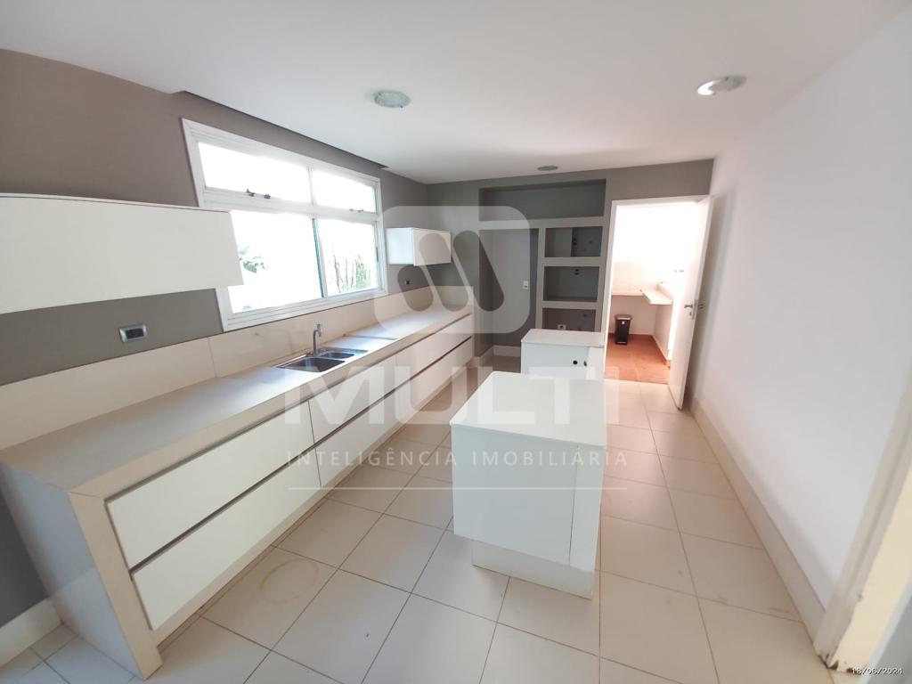 Casa à venda com 4 quartos, 500m² - Foto 21