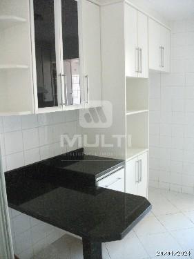 Apartamento à venda com 3 quartos, 103m² - Foto 9