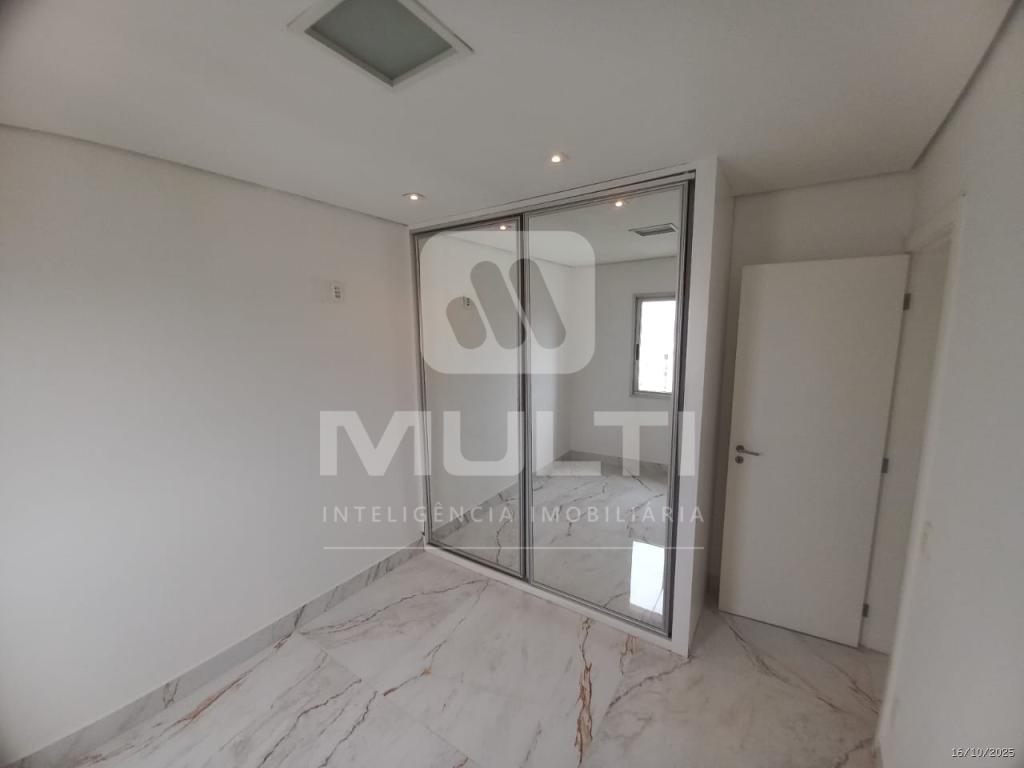 Cobertura, 3 quartos, 274 m² - Foto 4