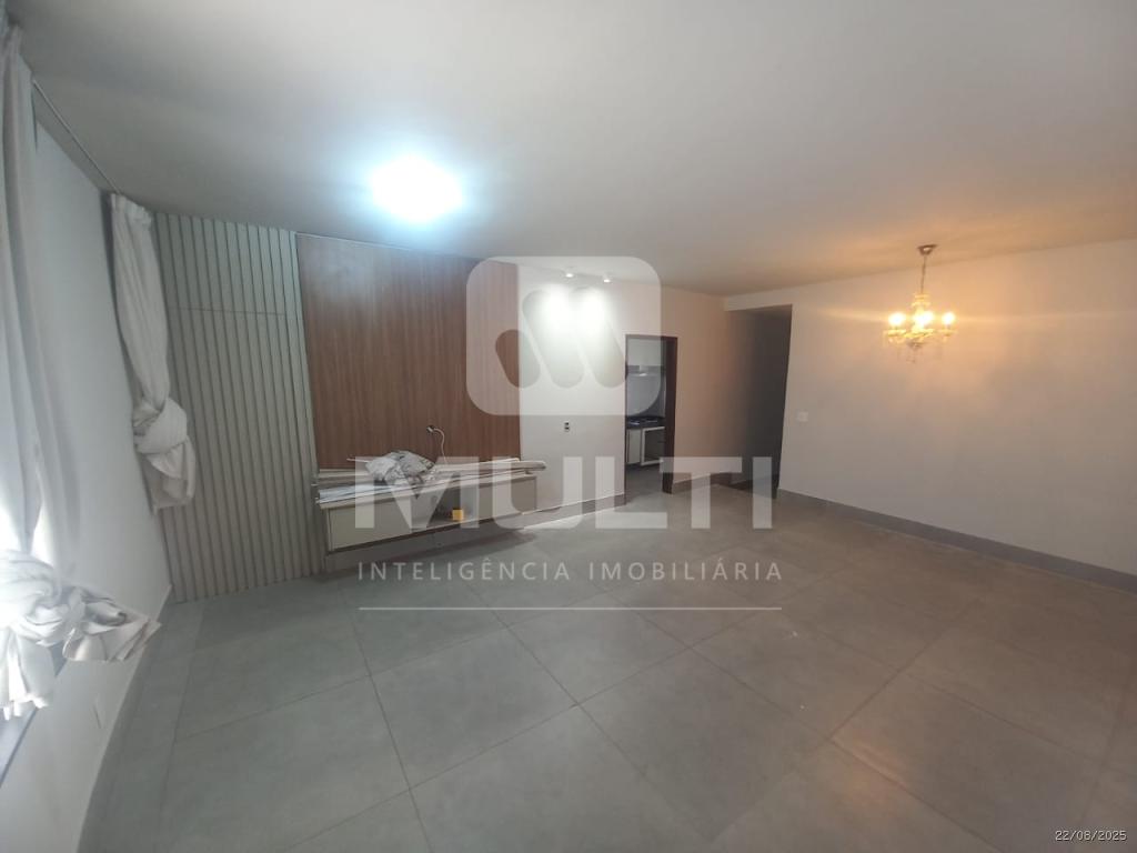 Casa, 3 quartos, 220 m² - Foto 4