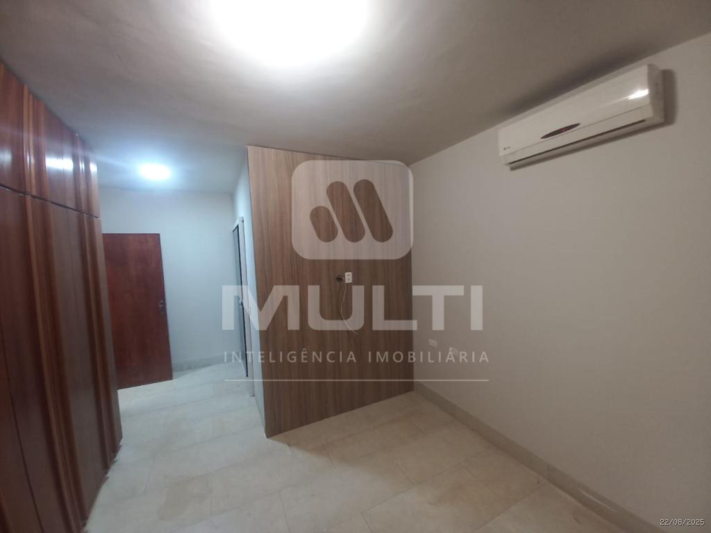 Casa, 3 quartos, 220 m² - Foto 8