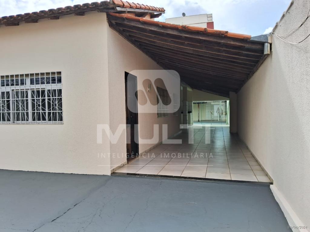 Casa, 4 quartos, 120 m² - Foto 1