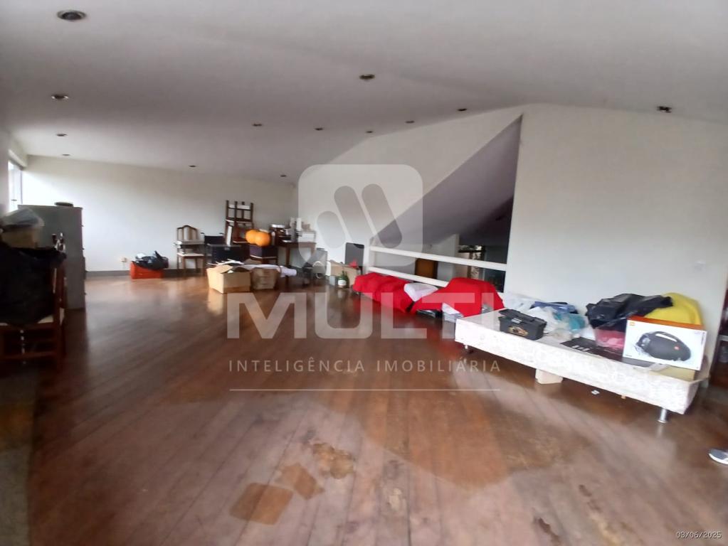 Casa, 3 quartos, 351 m² - Foto 2