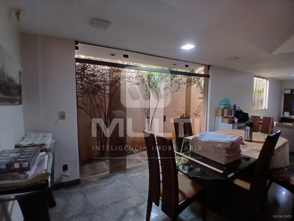 Casa, 3 quartos, 351 m² - Foto 6