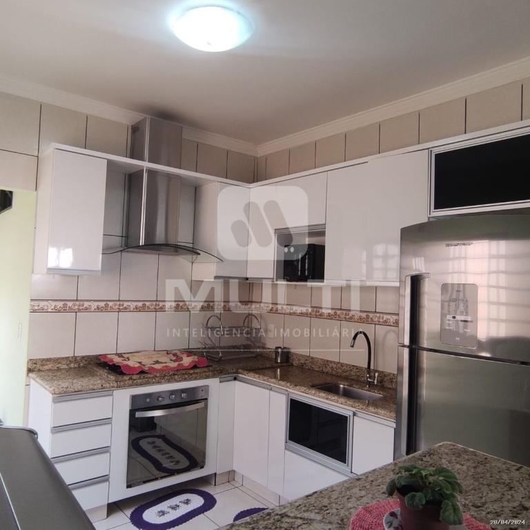 Casa, 3 quartos, 172 m² - Foto 3
