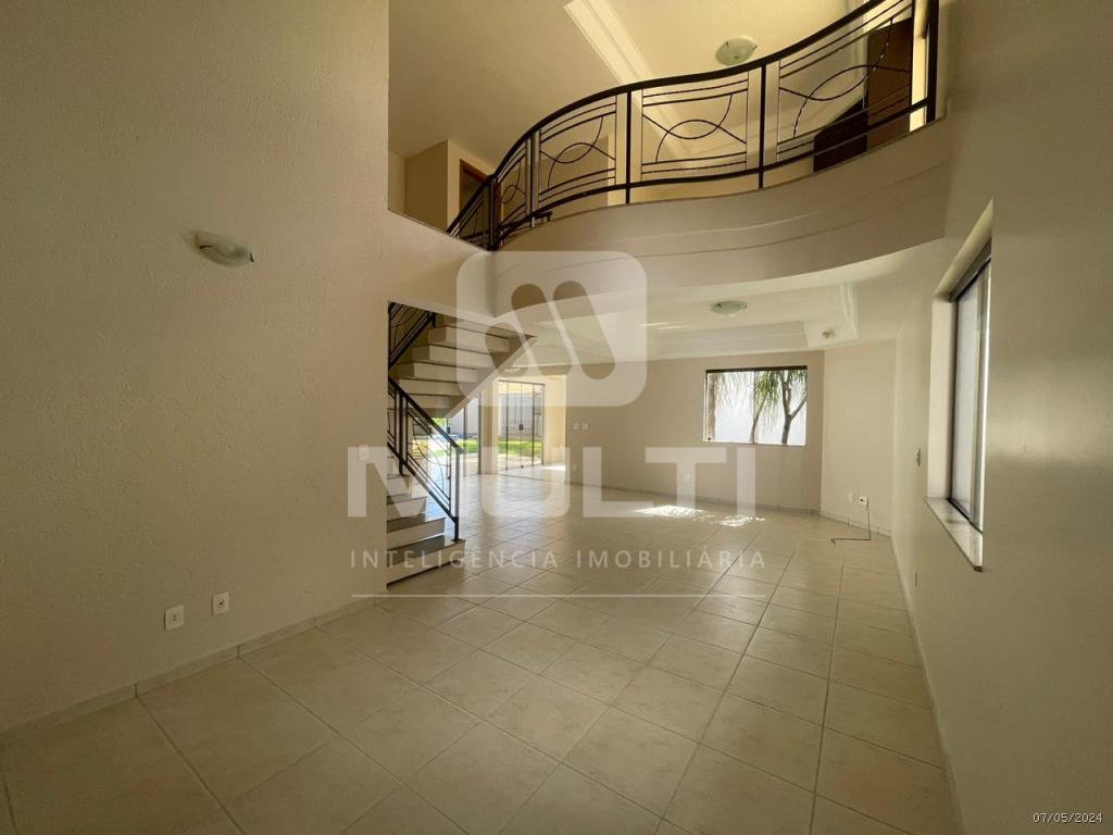 Casa à venda com 4 quartos, 370m² - Foto 4