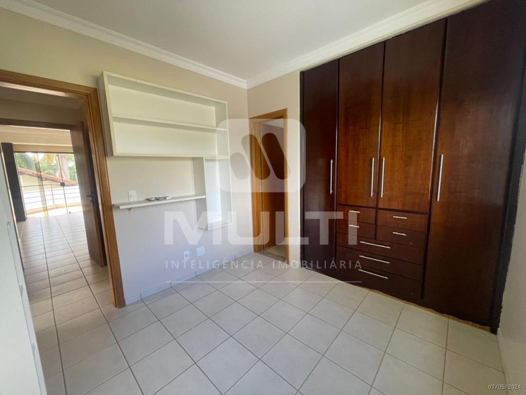 Casa à venda com 4 quartos, 370m² - Foto 6