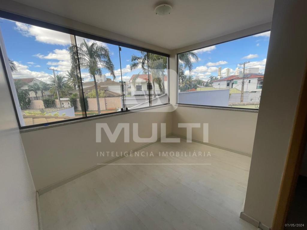 Casa à venda com 4 quartos, 370m² - Foto 8