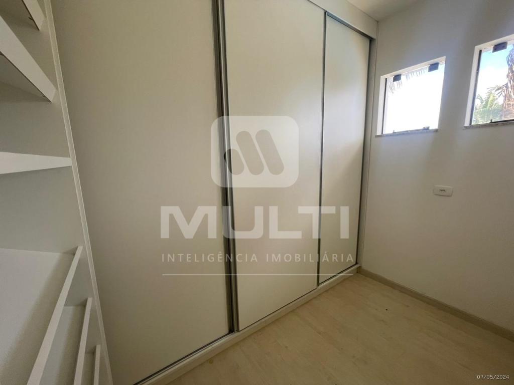 Casa à venda com 4 quartos, 370m² - Foto 14