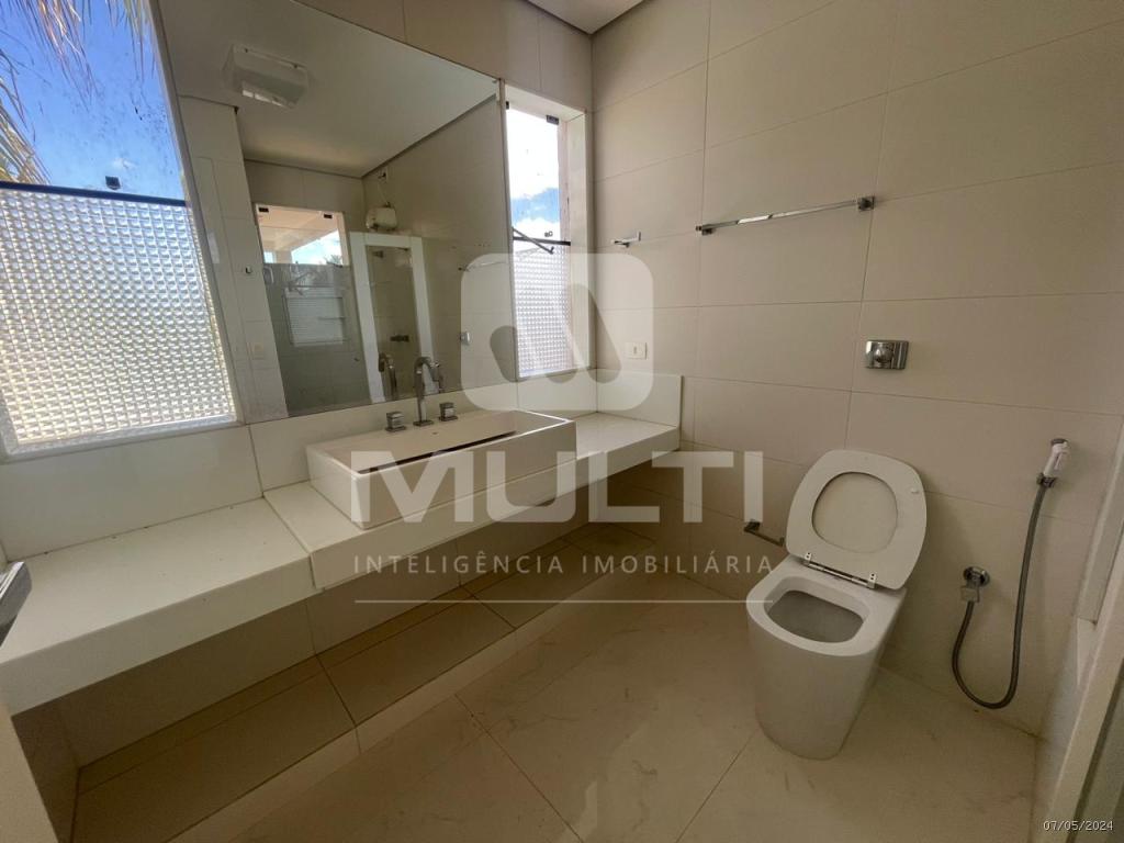 Casa à venda com 4 quartos, 370m² - Foto 21