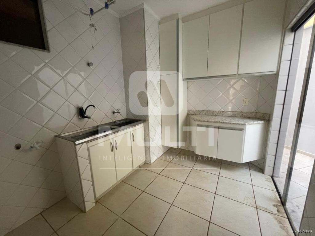Casa à venda com 4 quartos, 370m² - Foto 24