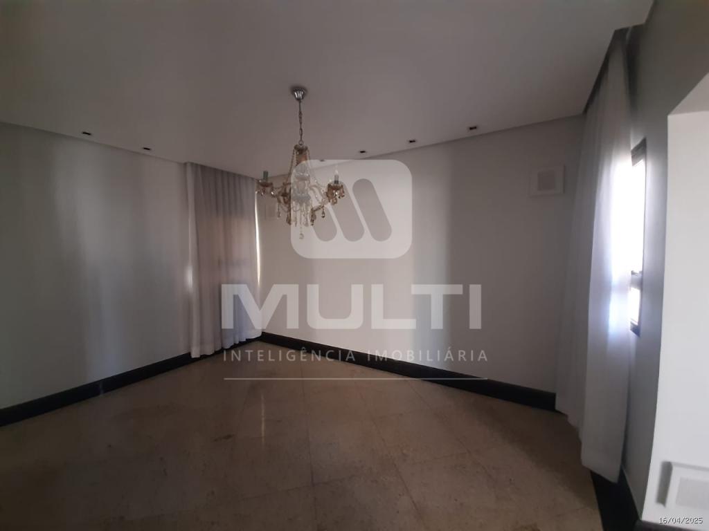 Apartamento à venda com 4 quartos, 263m² - Foto 3