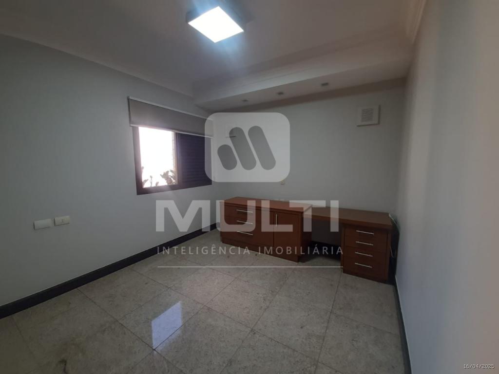 Apartamento à venda com 4 quartos, 263m² - Foto 11