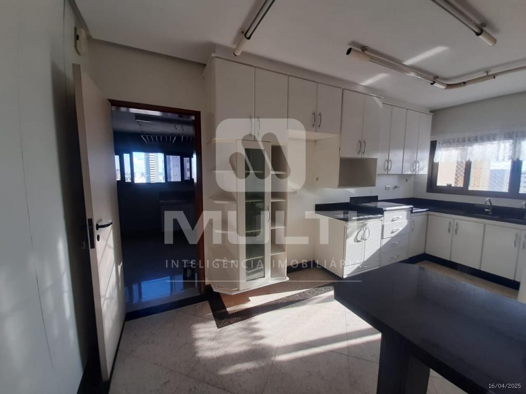 Apartamento à venda com 4 quartos, 263m² - Foto 25