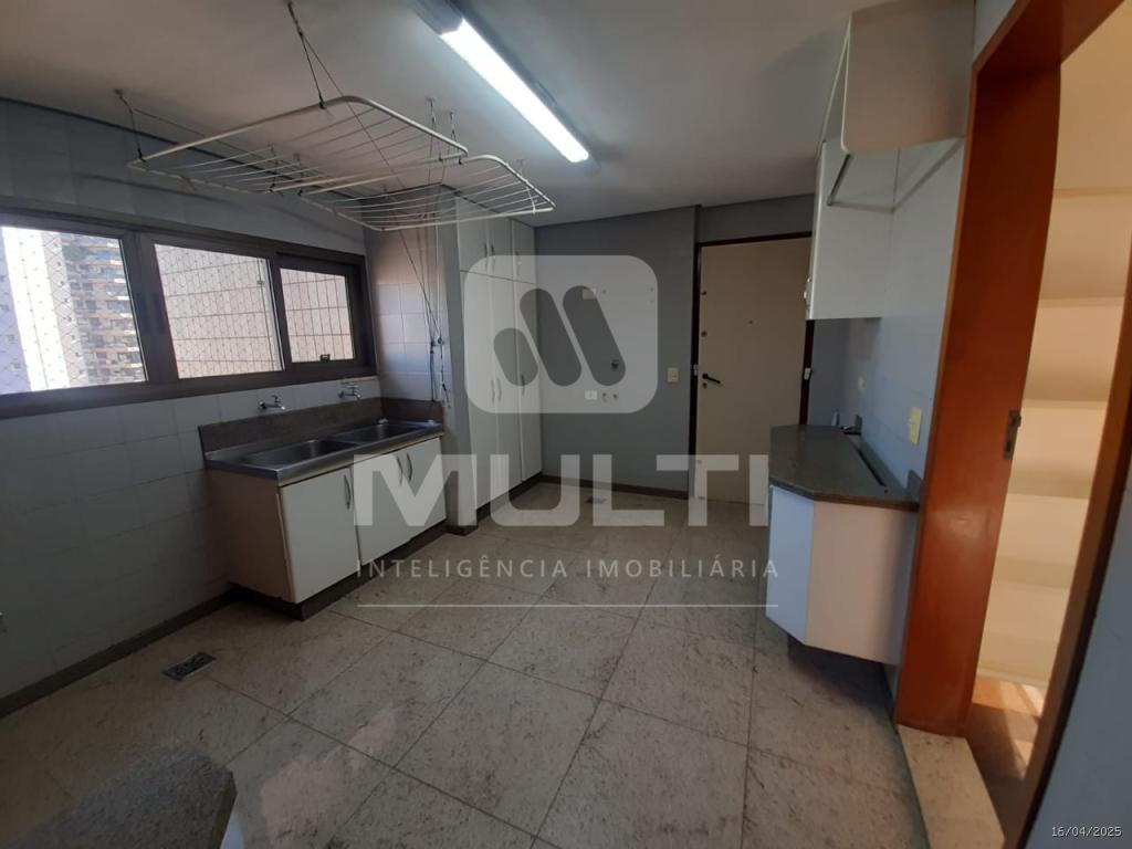 Apartamento à venda com 4 quartos, 263m² - Foto 32