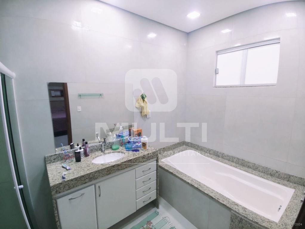 Casa, 4 quartos, 222 m² - Foto 9