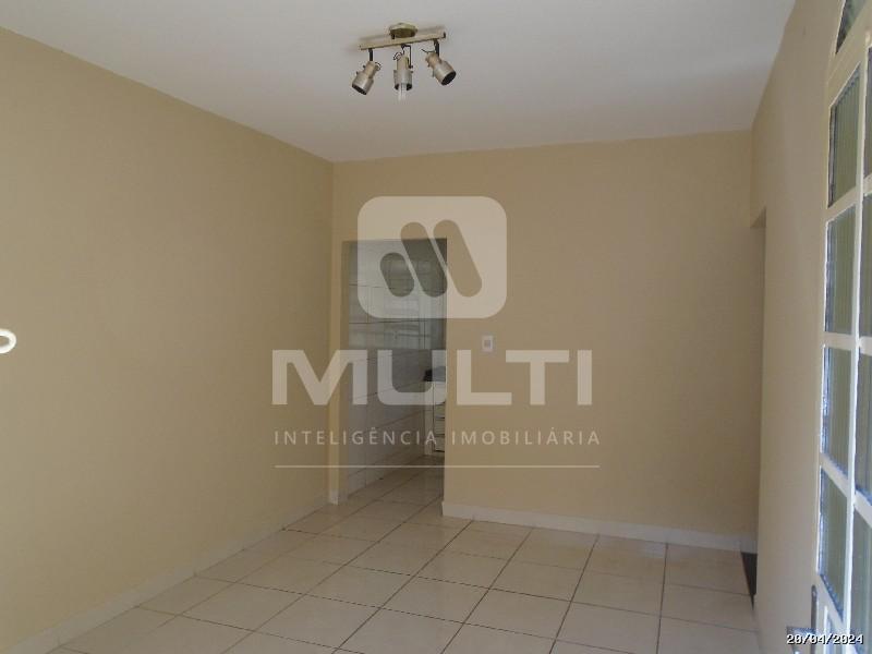 Casa, 3 quartos, 80 m² - Foto 1