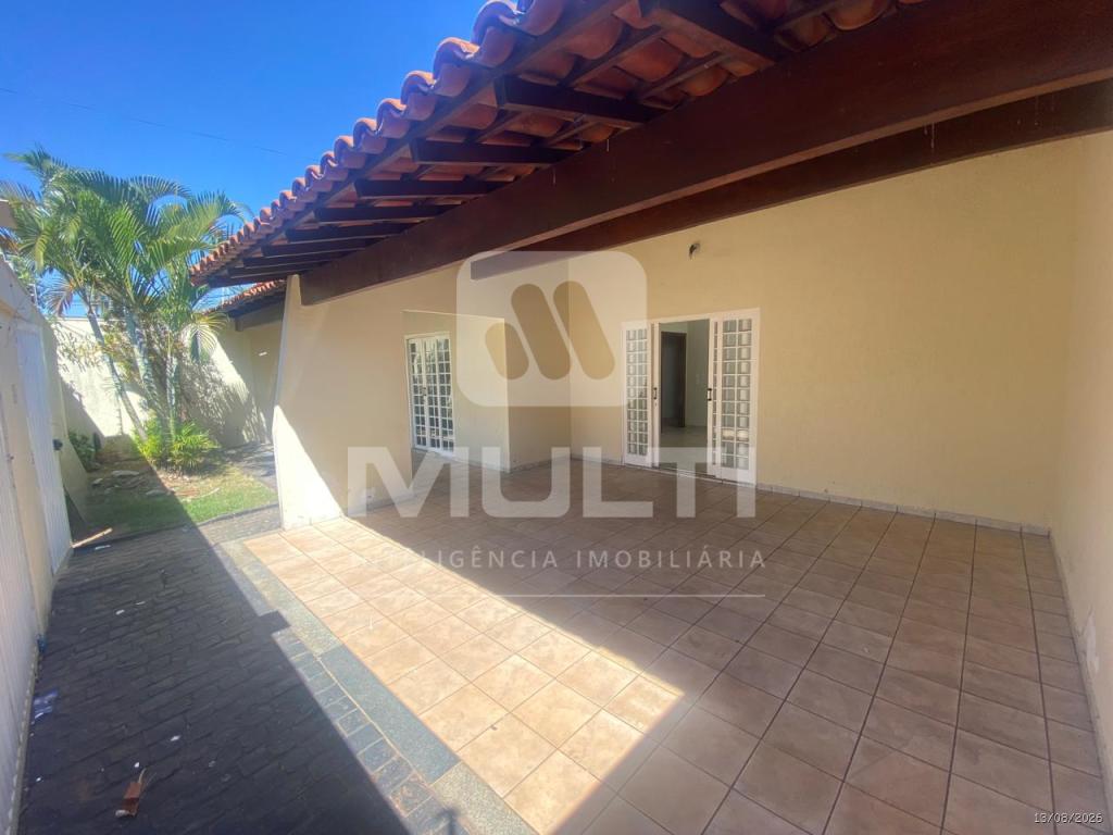 Casa, 3 quartos, 200 m² - Foto 1