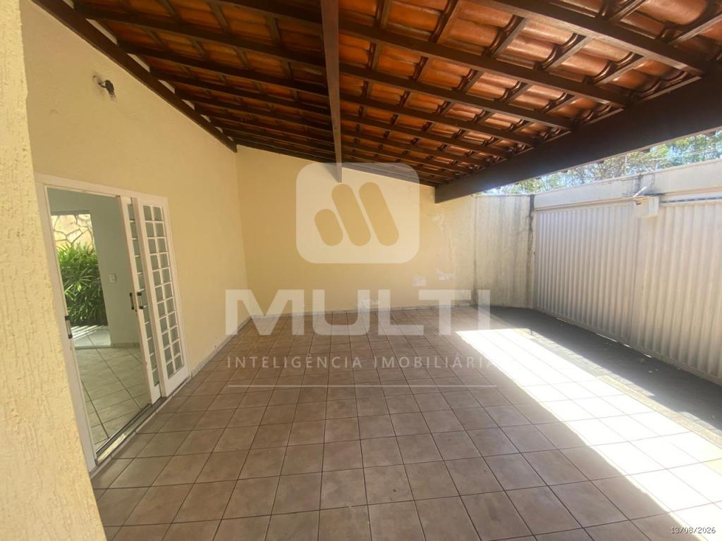 Casa, 3 quartos, 200 m² - Foto 2