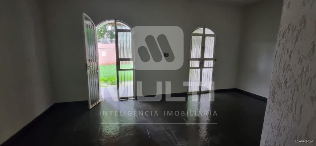 Casa, 3 quartos, 301 m² - Foto 2