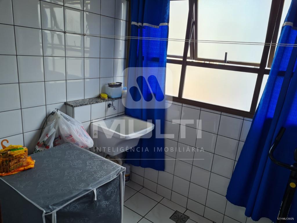 Apartamento à venda com 3 quartos, 94m² - Foto 6