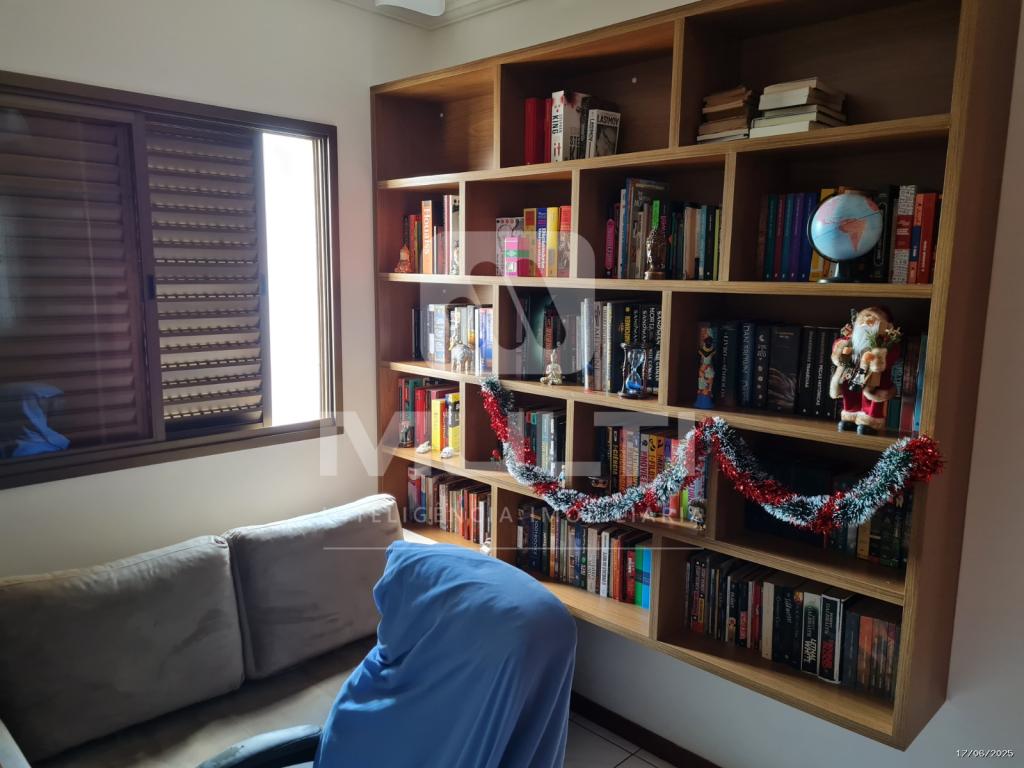 Apartamento à venda com 3 quartos, 94m² - Foto 10