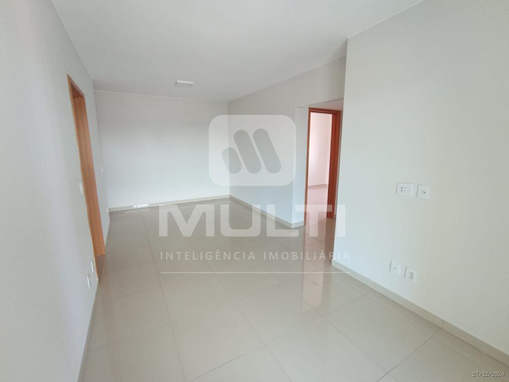 Apartamento à venda com 3 quartos, 94m² - Foto 4