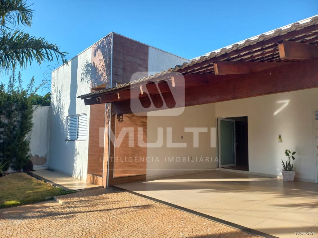 Casa de Condomínio à venda com 3 quartos, 230m² - Foto 1