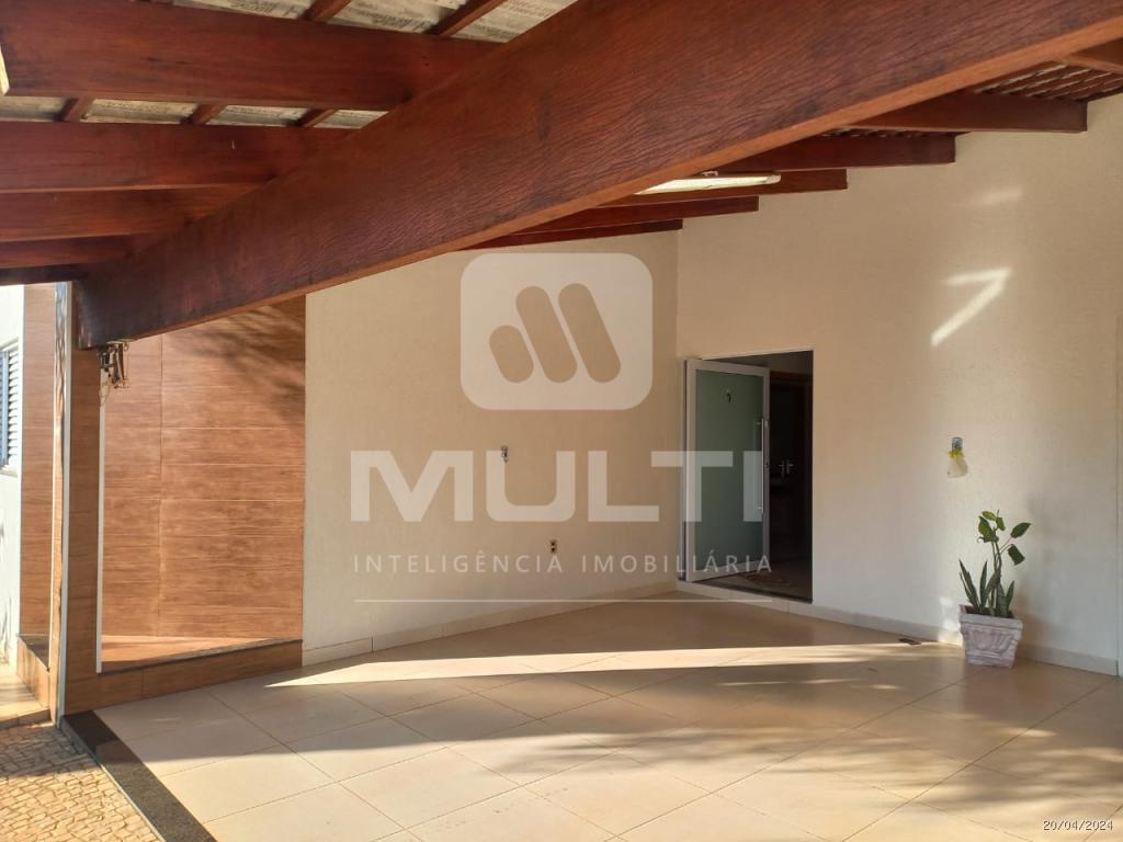 Casa de Condomínio à venda com 3 quartos, 230m² - Foto 2