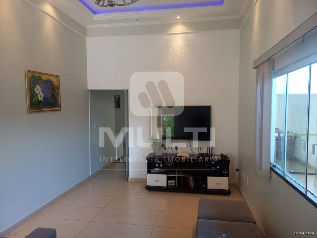 Casa de Condomínio à venda com 3 quartos, 230m² - Foto 4