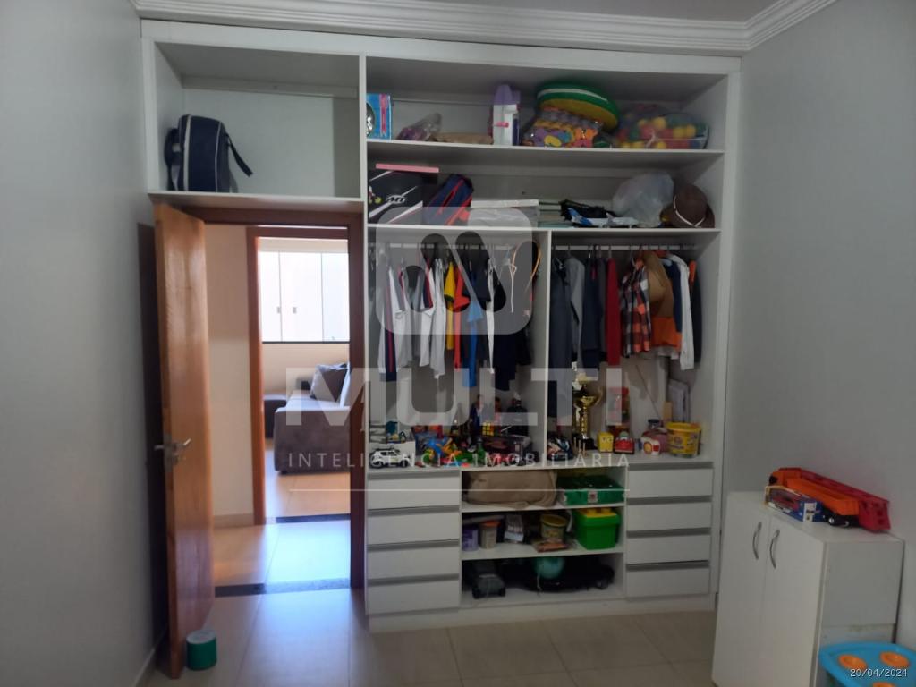 Casa de Condomínio à venda com 3 quartos, 230m² - Foto 11