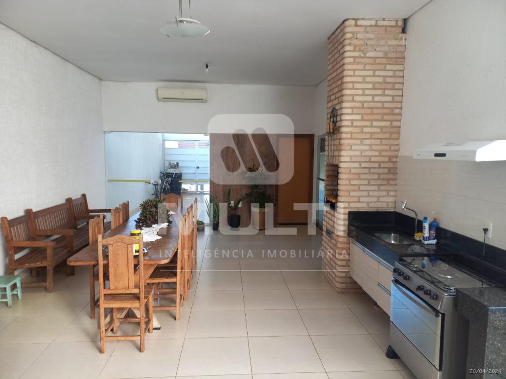 Casa de Condomínio à venda com 3 quartos, 230m² - Foto 20