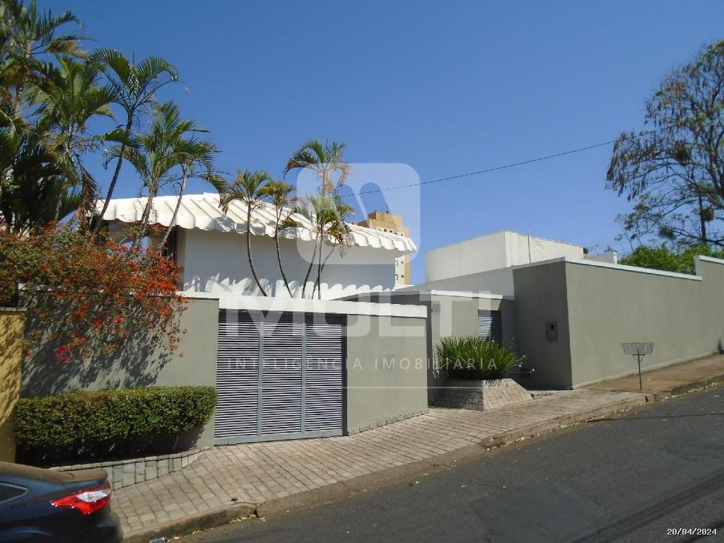 Casa à venda com 3 quartos, 325m² - Foto 1