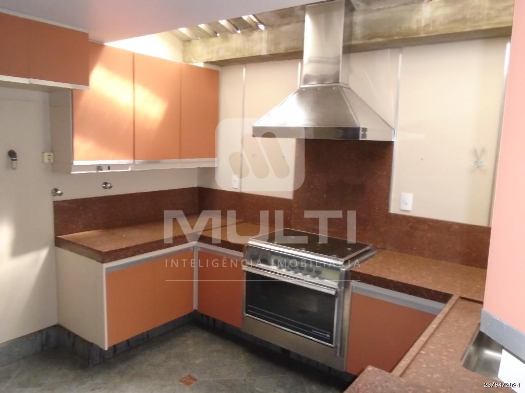 Casa à venda com 3 quartos, 325m² - Foto 19