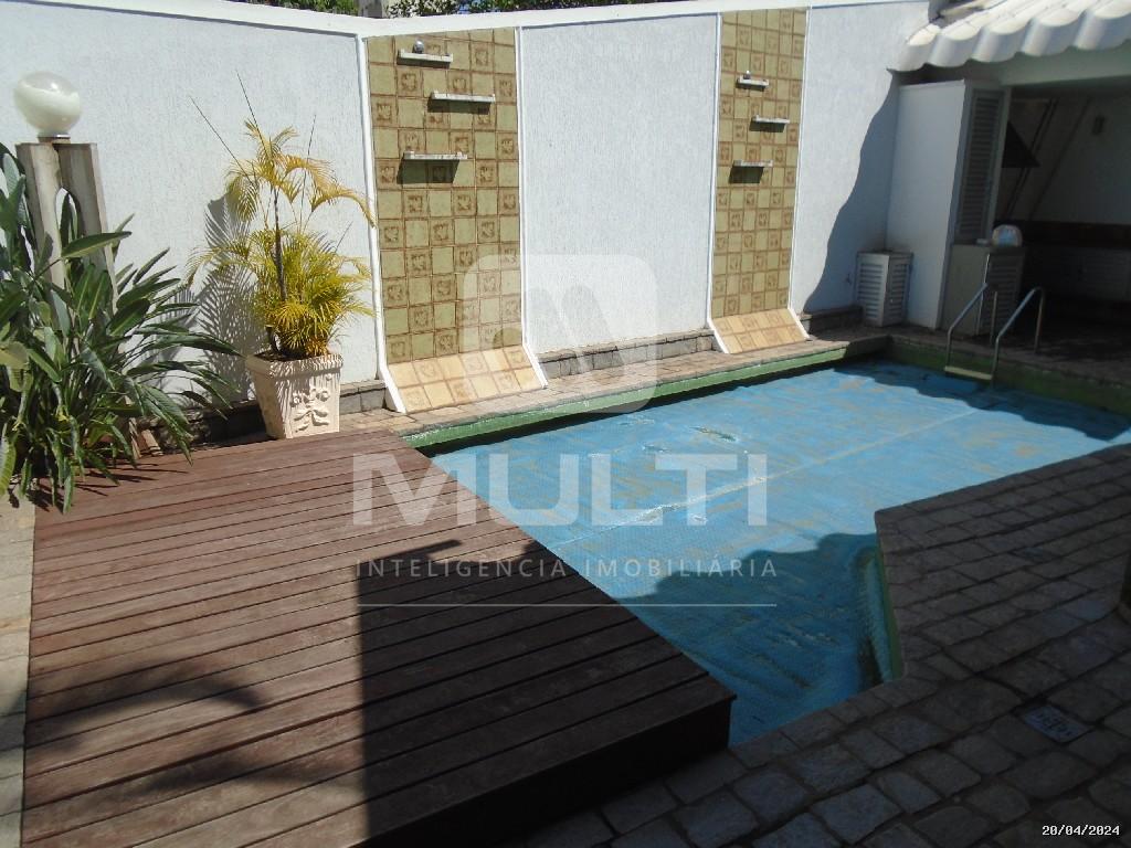 Casa à venda com 3 quartos, 325m² - Foto 26