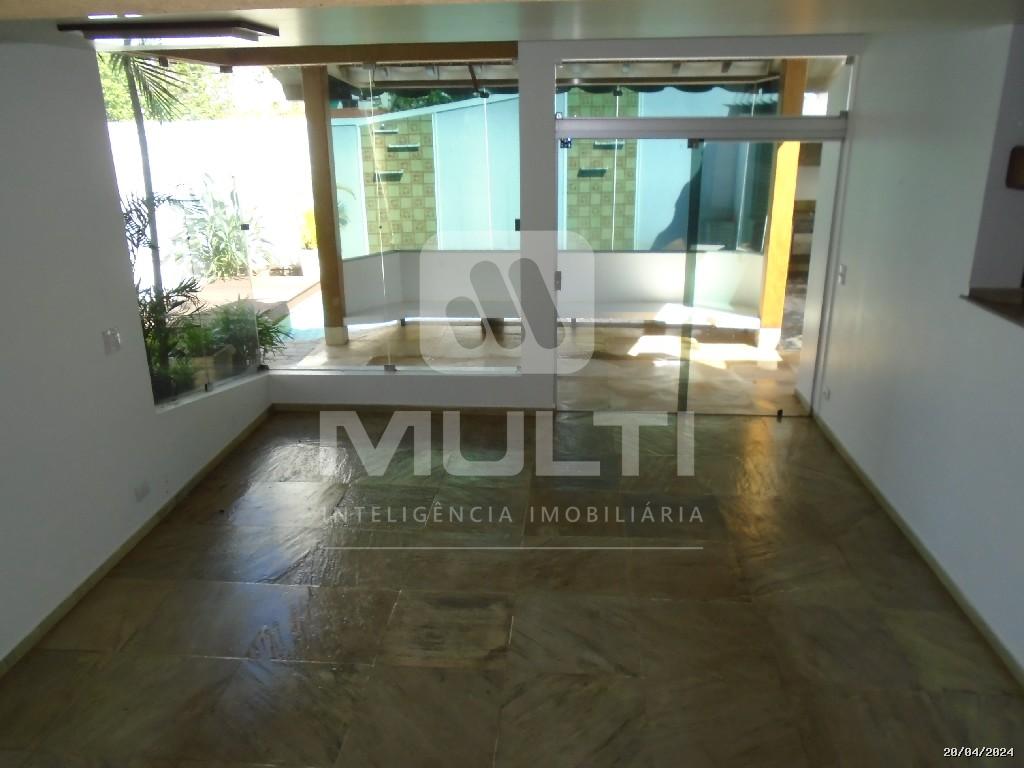 Casa à venda com 3 quartos, 325m² - Foto 40