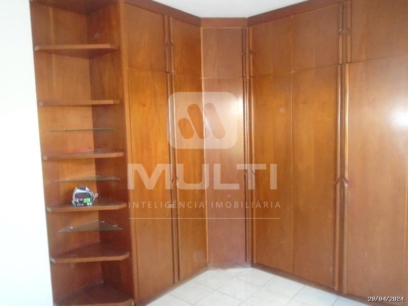 Casa, 3 quartos, 250 m² - Foto 9