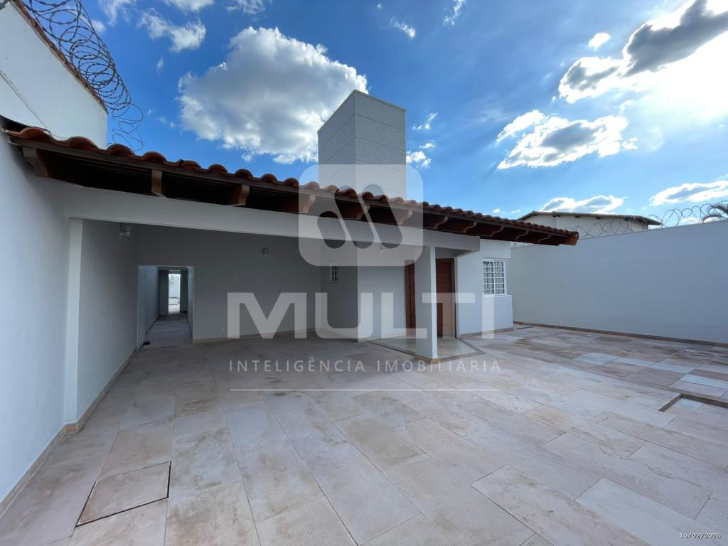 Casa, 4 quartos, 300 m² - Foto 1
