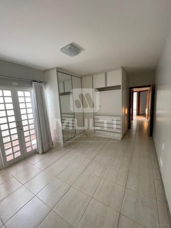 Casa, 4 quartos, 300 m² - Foto 9