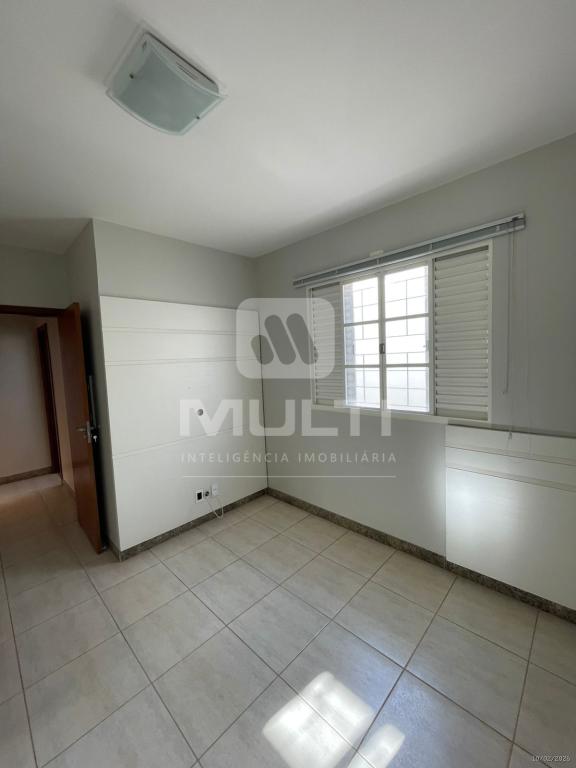 Casa, 4 quartos, 300 m² - Foto 16