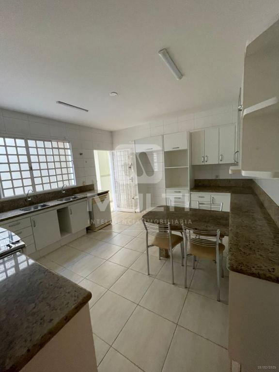Casa, 4 quartos, 300 m² - Foto 18
