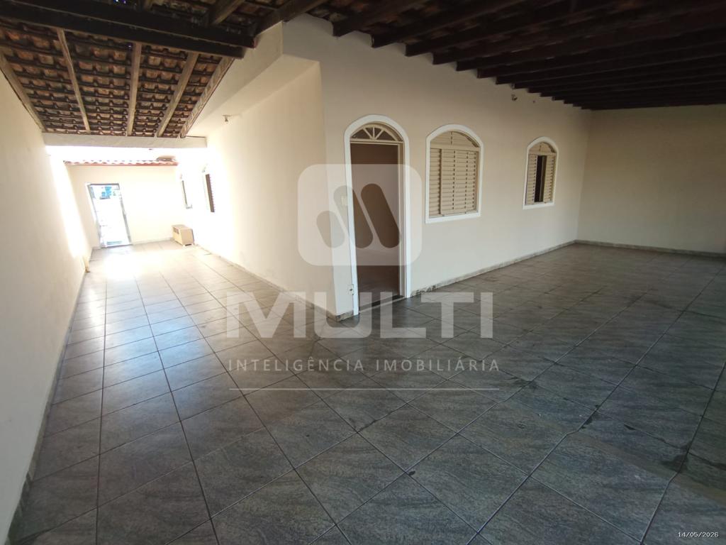 Casa, 4 quartos, 207 m² - Foto 2