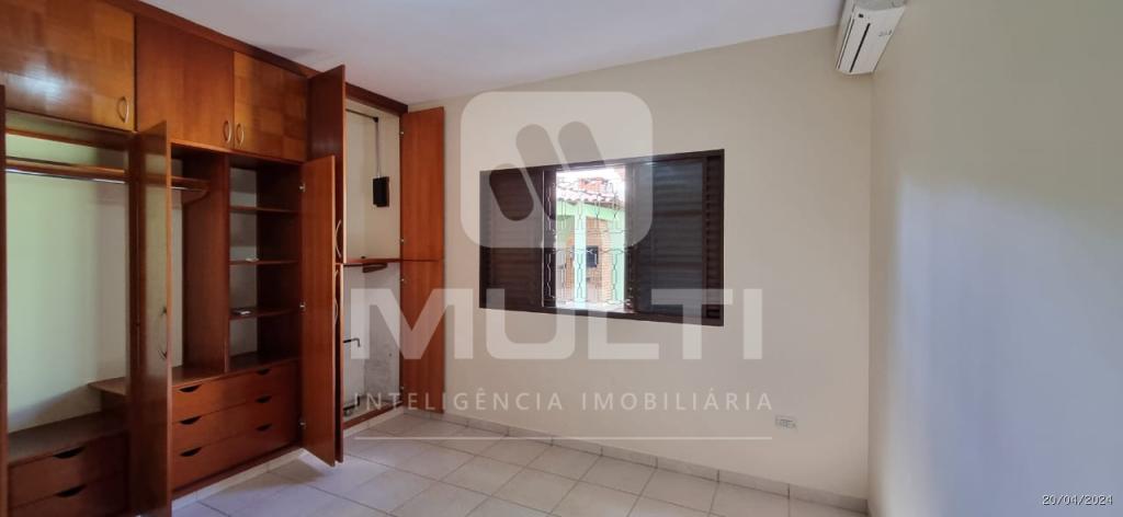 Casa, 3 quartos, 226 m² - Foto 6