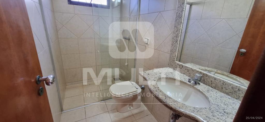 Casa, 3 quartos, 226 m² - Foto 8